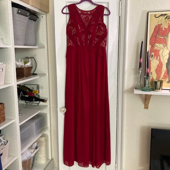 NWT Red Lace Detail Floor Length Dress L - Picture 1 of 13
